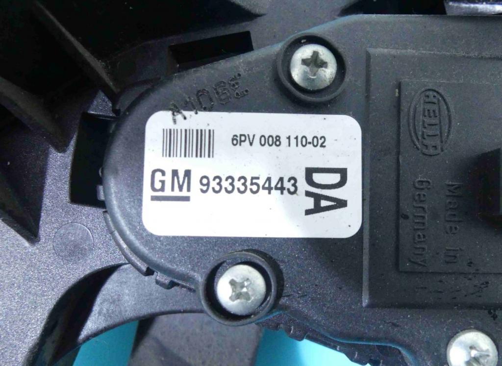pedal 93335443 Opel Meriva A