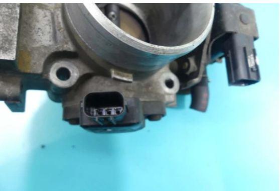 Škrtiaca klapka HONDA CIVIC VII 00-06 1.4 16V