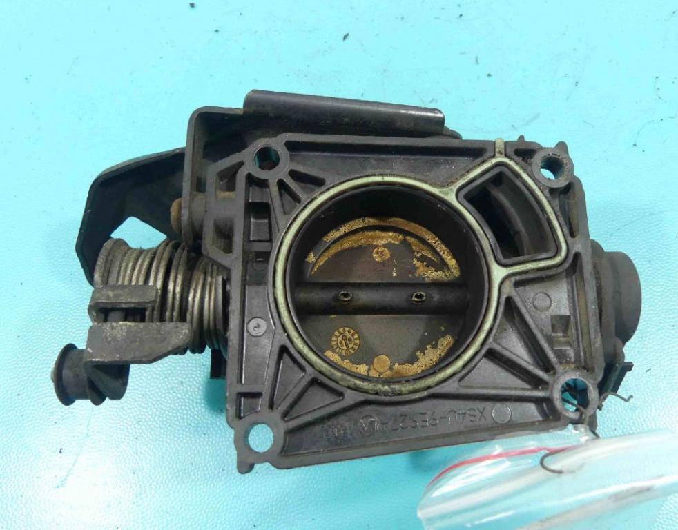 klapka Ford Focus Mk1 1.6 16v 2002r
