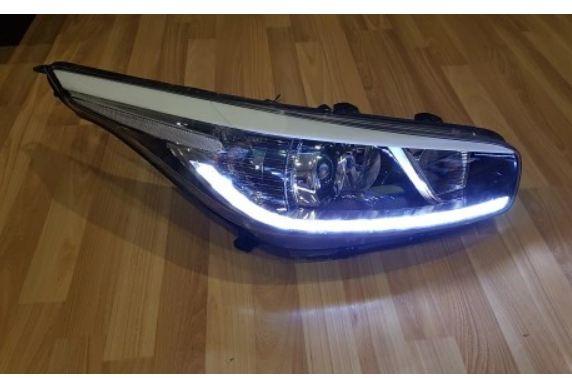 Reflektor: svetlo: XENON CEED 2 II led pravý pravé EU