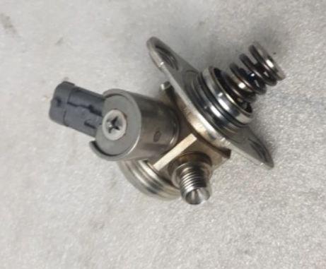 Pumpa paliva FORD FOCUS MK3 C-MAX MK2 1.6