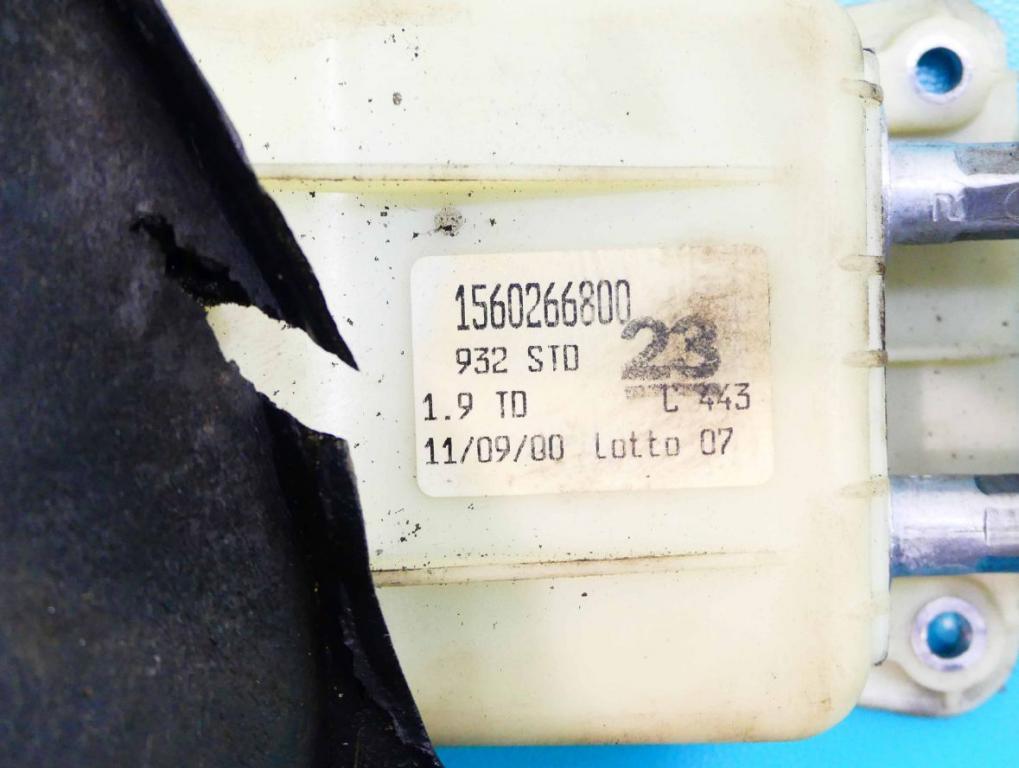 Páka: Změny: stupeň,rýchlosť Alfa romeo: 156