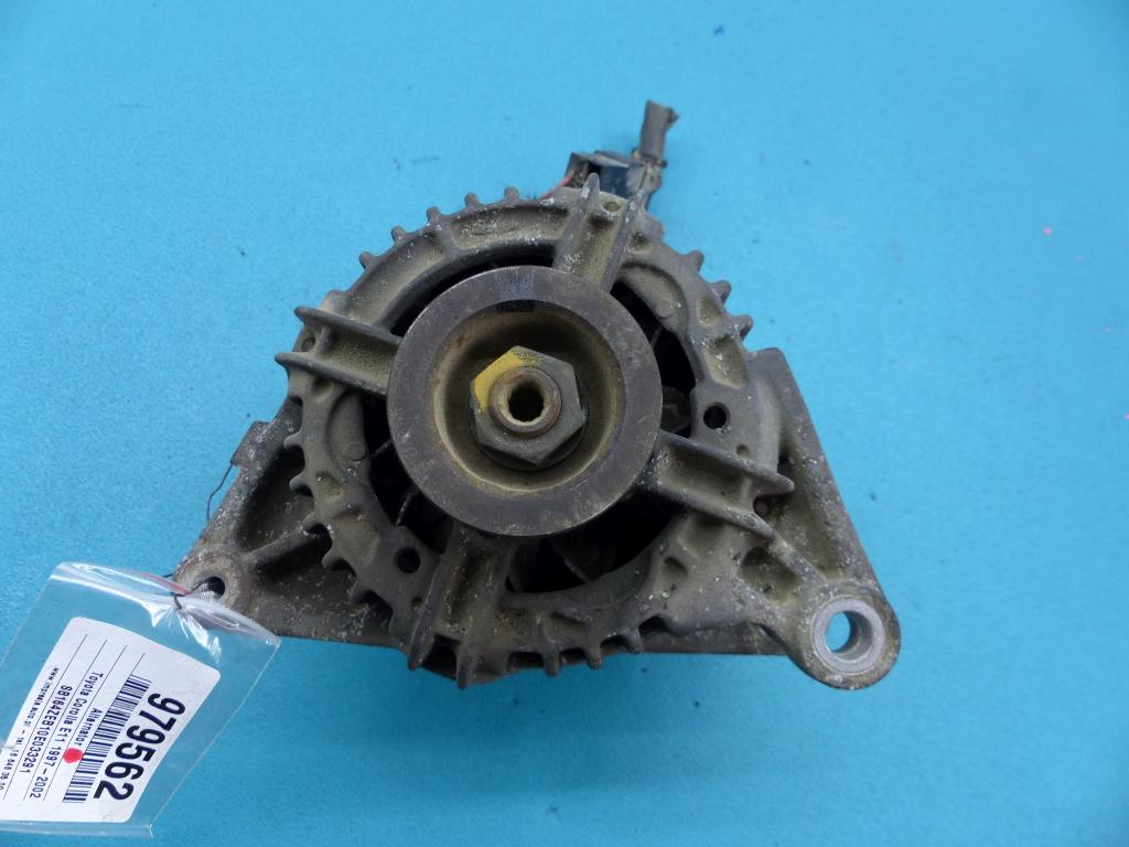 Alternator 0124315024 Toyota Corolla E11 1.4 vvti  2000r