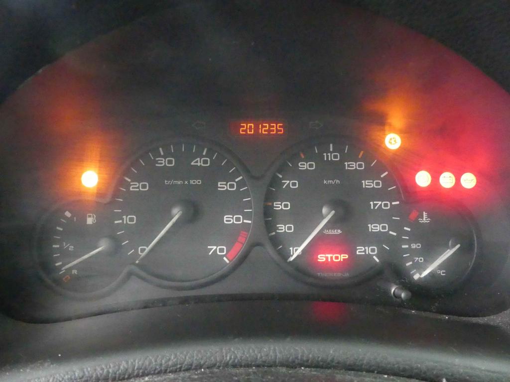 Přístrojová deska 9634961180 Peugeot 206 1.4 -