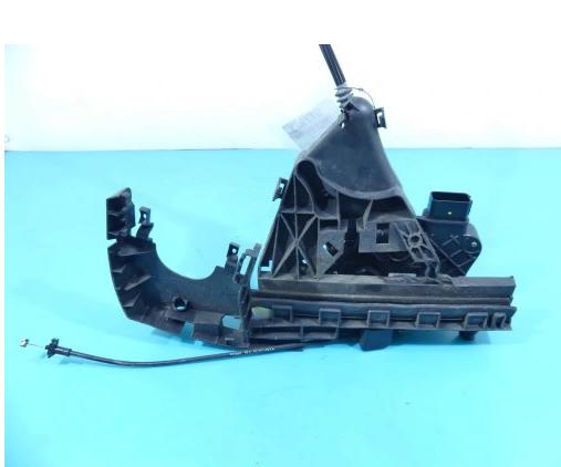 zámok predný pravy 10PIN 30699793 VOLVO V50