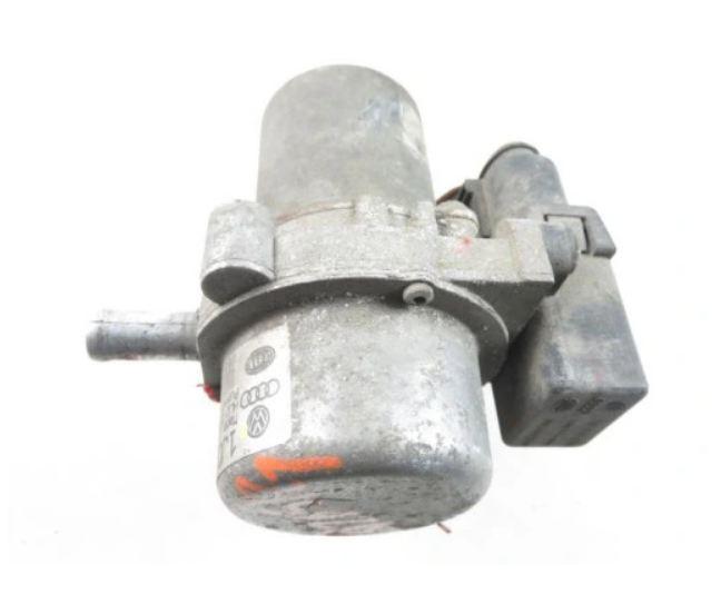 Pumpa  TOURAN I 1J0612181B