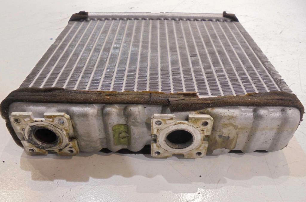 Chladič kúrenia plynového pedálu NISSAN PRIMERA P11
