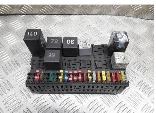 skříňka pojistek TRANSPORTER T4 357937039