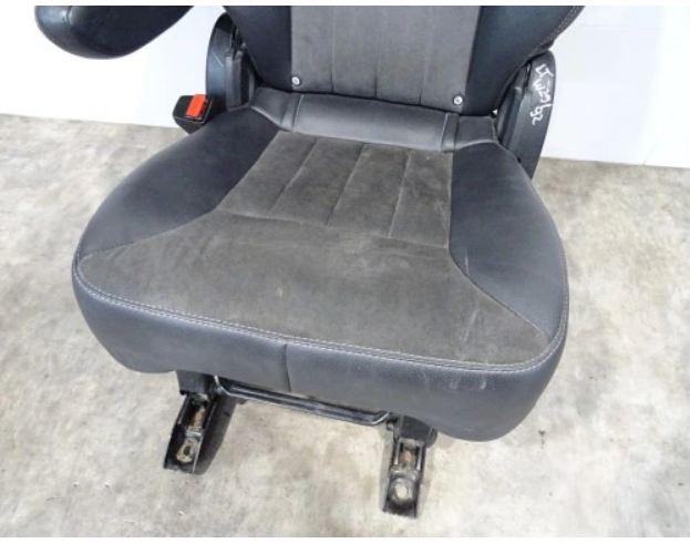Sedadlo ľavy zad 2 RIADOK: MERCEDES R W251 3.0 CDI