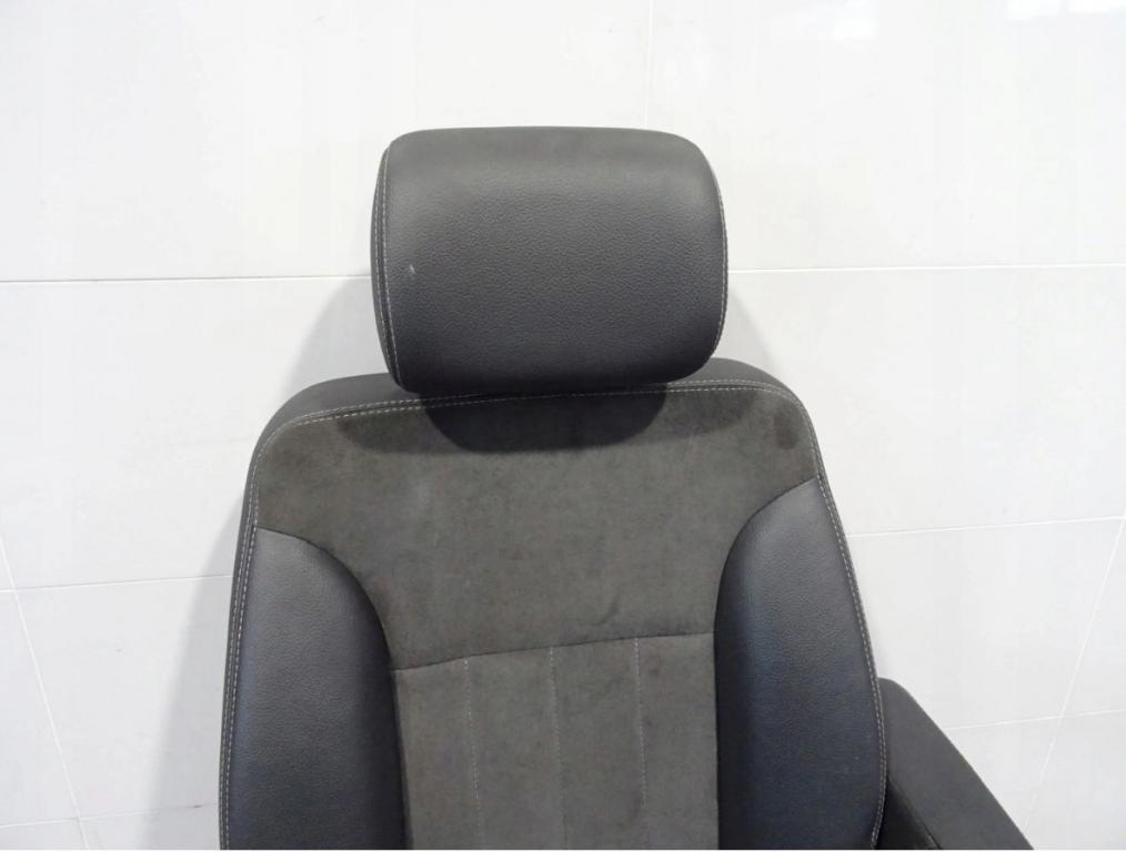 Sedadlo pravy zad 2 RIADOK: MERCEDES R W251 3.0 CDI