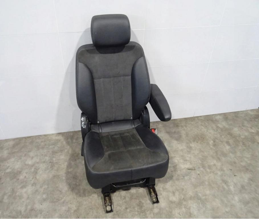 Sedadlo pravy zad 2 RIADOK: MERCEDES R W251 3.0 CDI