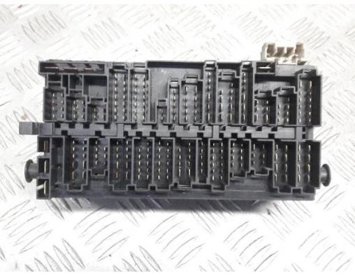 skříňka pojistek TRANSPORTER T4 357937039