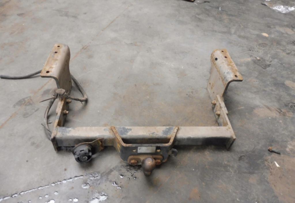 Hák tažné zařízení  IVECO DAILY III