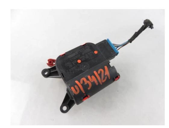 Motorček dvierok kúrenia AUDI A4 B7 0132801301