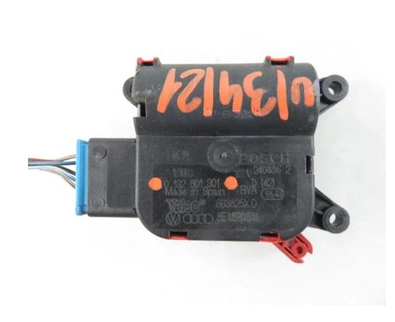Motorček dvierok kúrenia AUDI A4 B7 0132801301