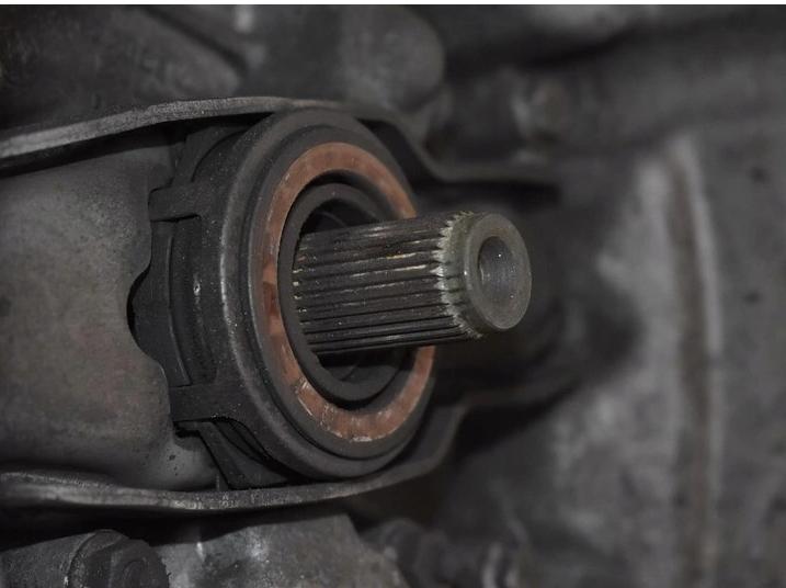 Prevodovka -  VW GOLF 5 V plus 1.6 TDI 11R