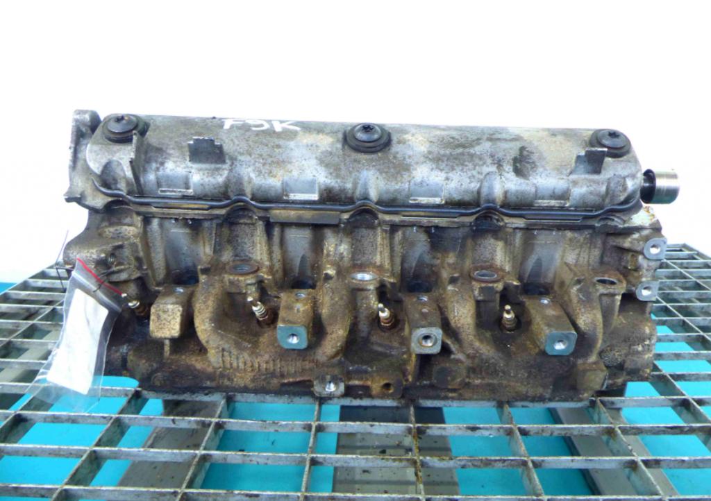Hlava: motora Renault Laguna II