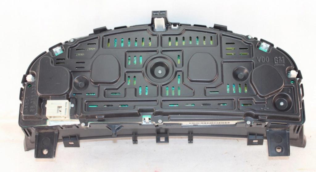 prístrojovka/ budíky Tachometer: Opel Vectra 88311337