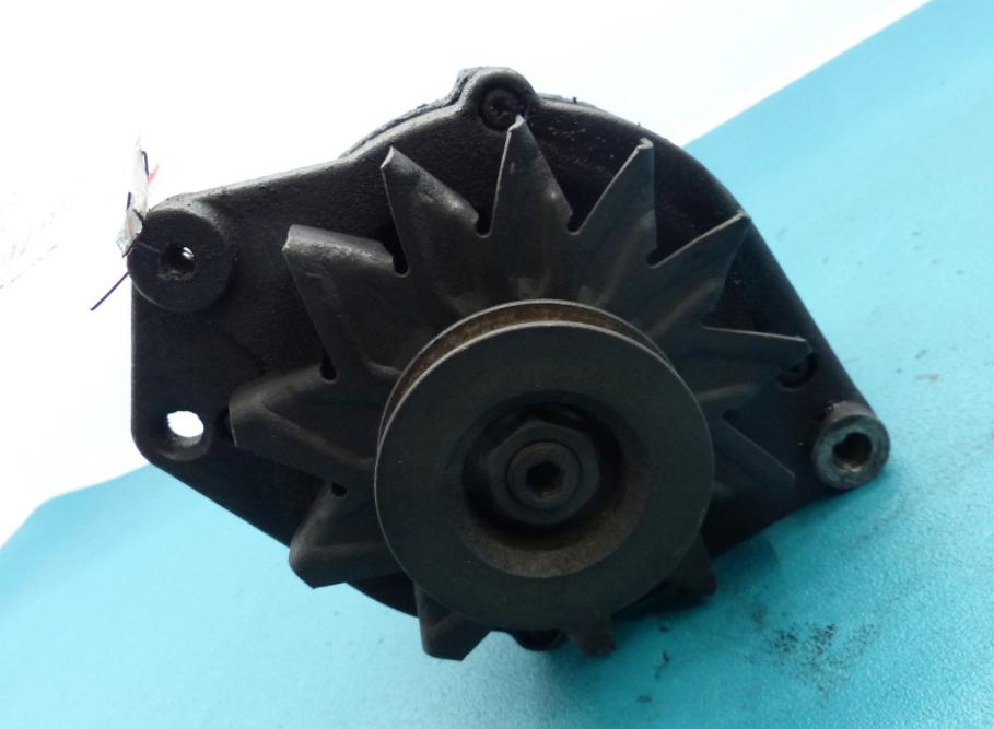 Alternator Vw Transporter T4 2.4d   HB,: 5d, Kod: - biely manual, 5b, hydraul. bubon,: ručne vyrobené ,: EU