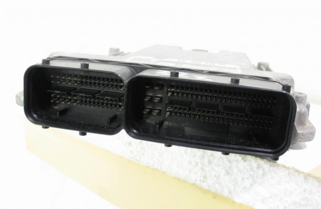 riadiaca jednotka Motor VW CADDY III 2.0SDI