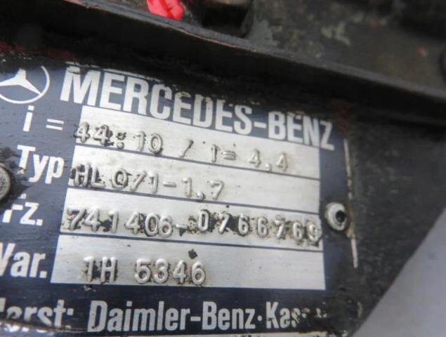 Most zadný MERCEDES