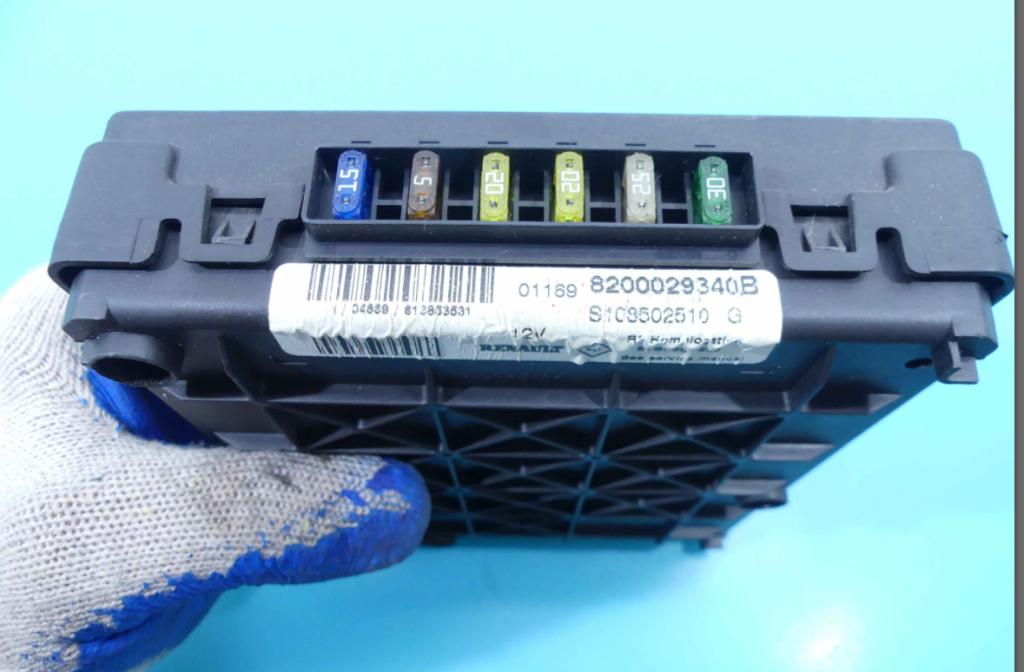 modul riadiaca jednotka 8200029340B Renault Megane I