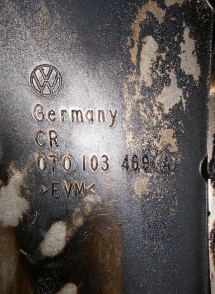 Kryt ventilov VW T5 2,5 TDI