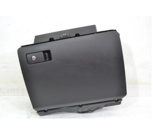 VW Passat B7 priehradka 3C1857097BC