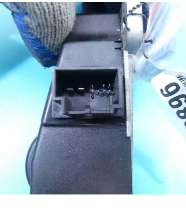blokáda volantu PASSAT B7 3C0905861J