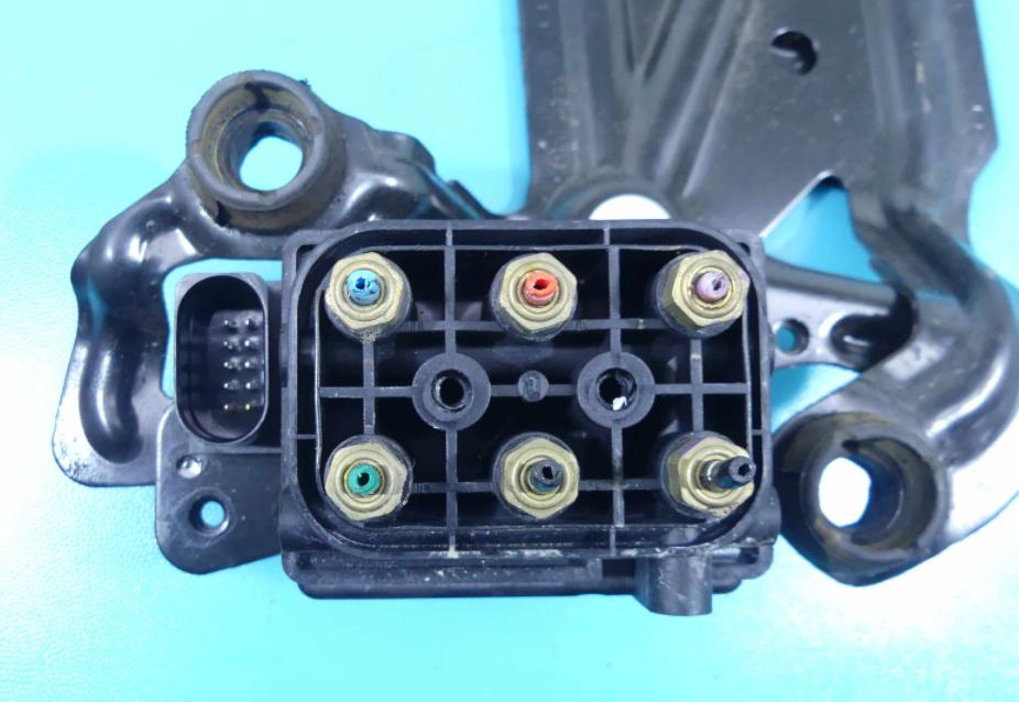 Distributor: nápravy 15-1524-0005.2  Vw Phaeton