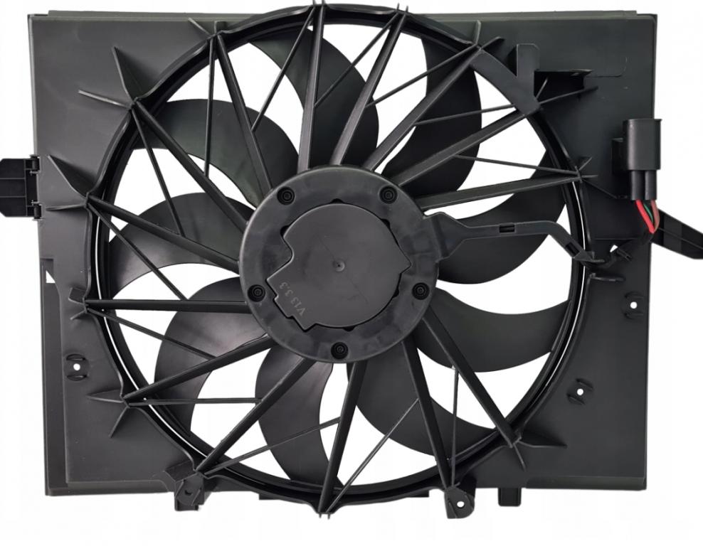 BMW 7 E65 E66   01- ventilator: 17427514181