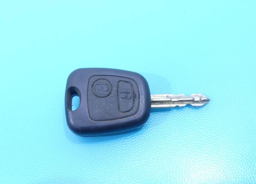 Spínačka Citroen C3 1.4 hdi   HB,: 5d