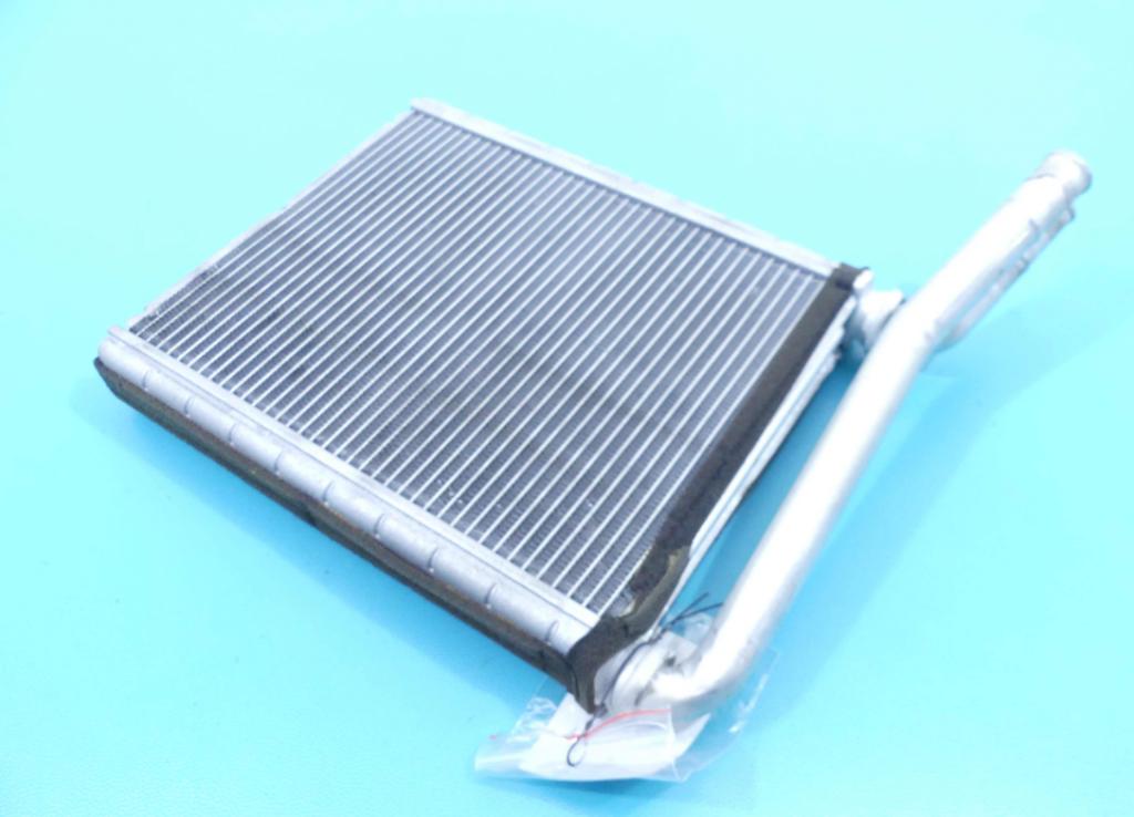 radiator Toyota Avensis III T27 .2 D4D  2009r.,: kombi, 5d