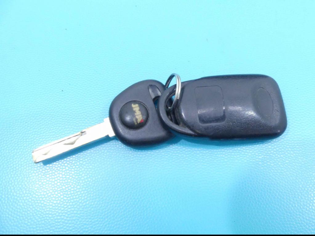 Spínačka Mitsubishi Carisma 1.6 16v 90KM,: 1996