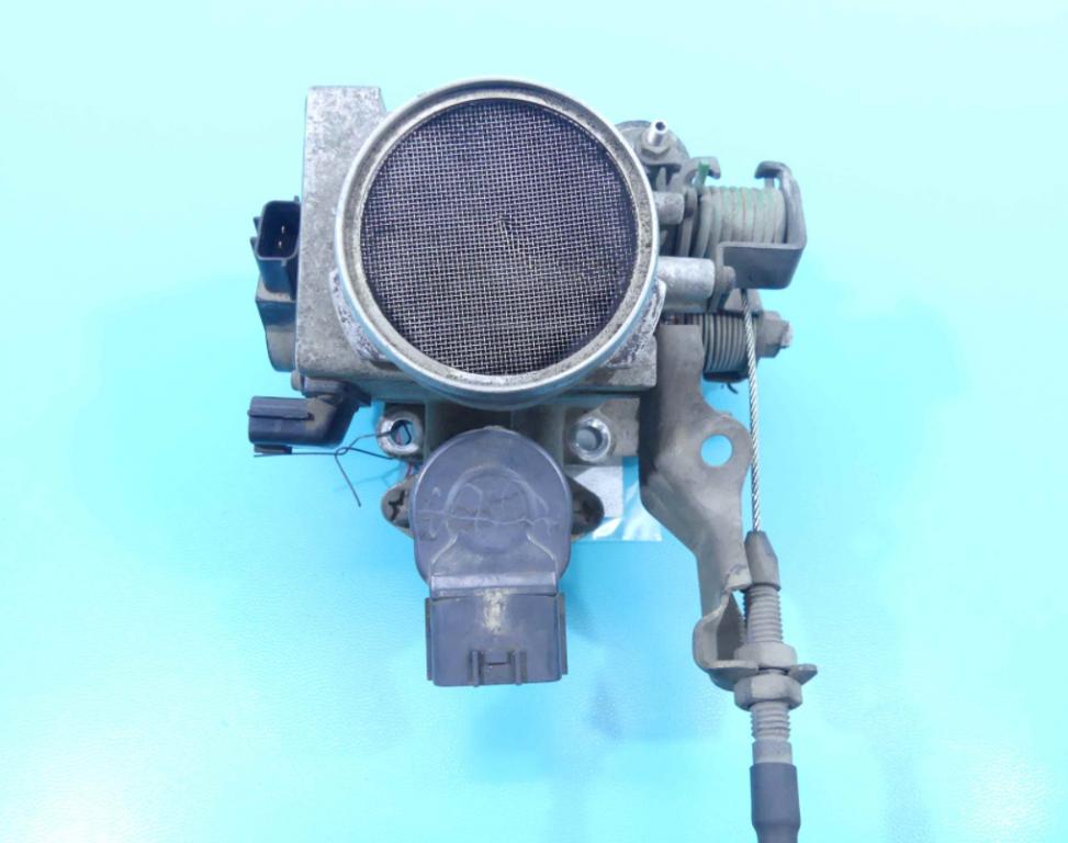 klapka Nissan Micra K11 1.0 16v 54 HP