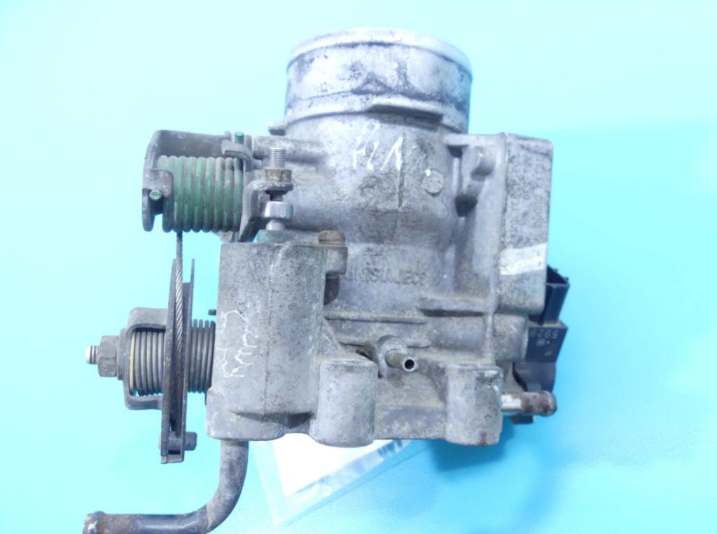 klapka Nissan Micra K11 1.0 16v 54 HP