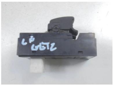 GETZ TB Spínač okna predný ľavy 93570-1C010