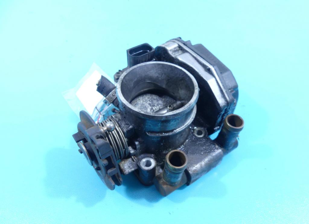 klapka 058133063 Audi A4 B5