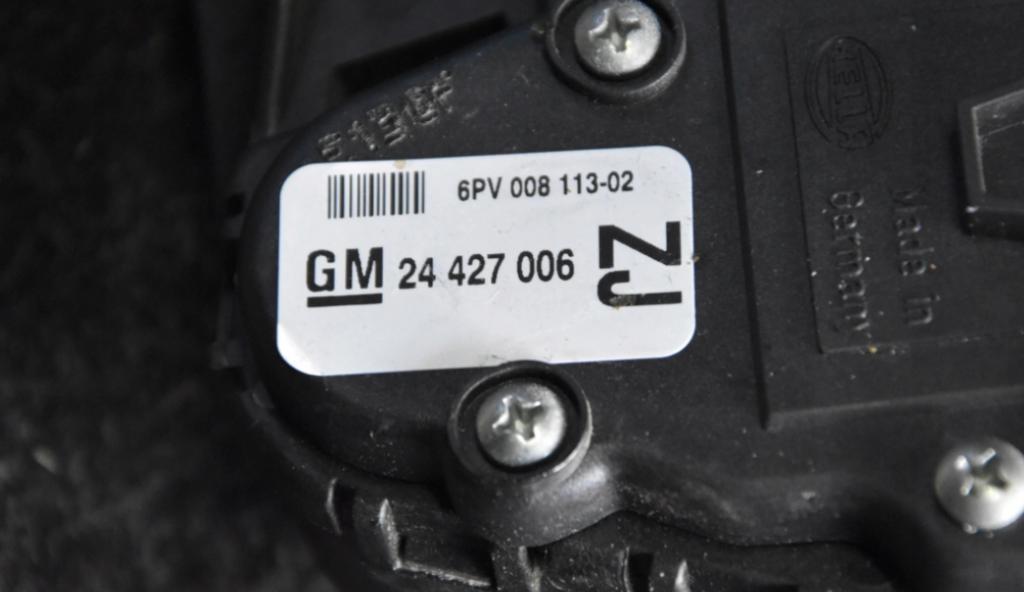 OPEL ASTRA H III Potenciometer plynového pedálu 24427006 -