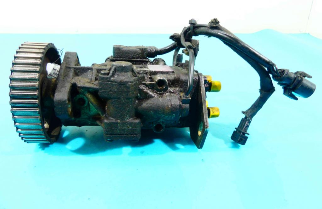 Seat Cordoba 1.9 tdi   sedan, 4d čerpadlo vstrekovacia 0460404968