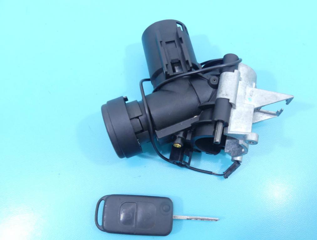 Mercedes W168 1.6 - 82KM, 2003r.,: HB,: 5d Spínačka