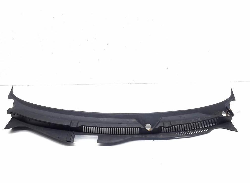 Torpédo, plast pod čelné okno 1J1819415B golf IV
