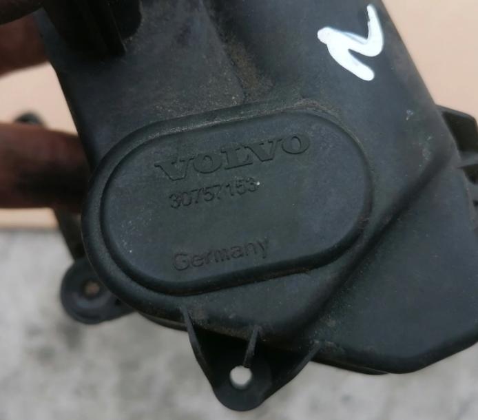 VOLVO V70 S60 S80 XC70 XC60: Nastavovač -