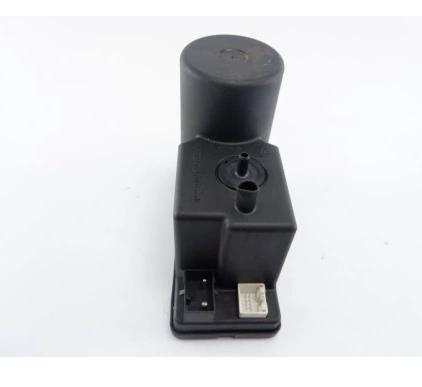 pumpa zámku centrálního AUDI 80 B4 A4 B5 A6 C4 A8 4A0862257A