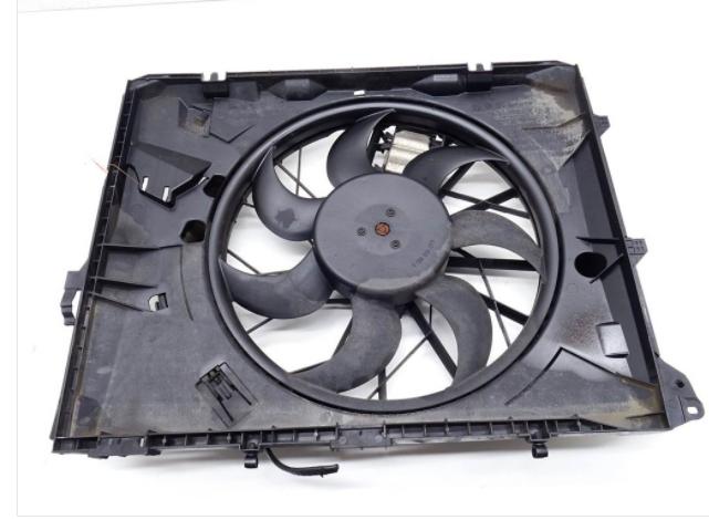 BMW 3 E90 Ventilátor chladiča sedan 4D 2.0B 110kW 150  04-08