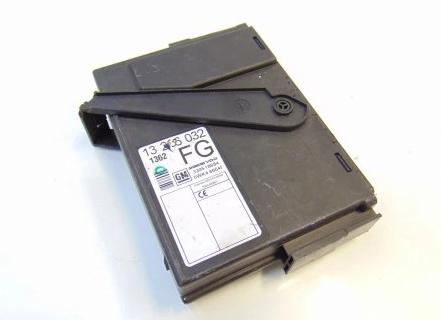 modul  komfortu OPEL CORSA C 13236032