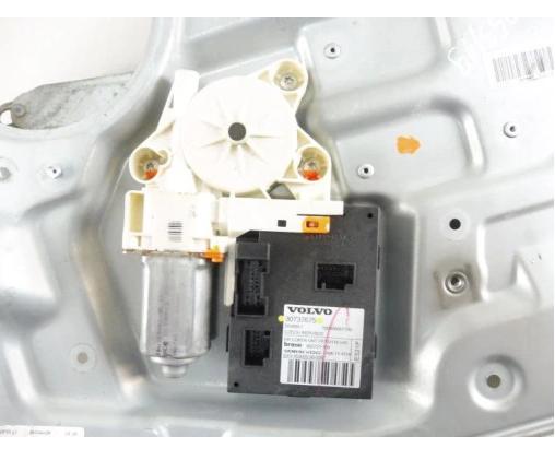Mechanizmus okna ľavy predný VOLVO V50 30737675