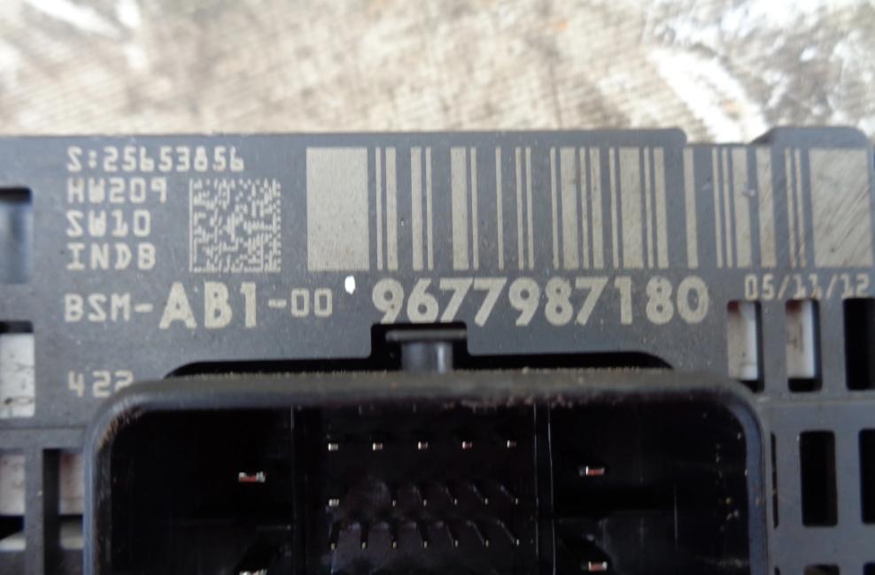 BSM Modul CITROEN C4 II B7 1.6 E-HDI: 9677987180