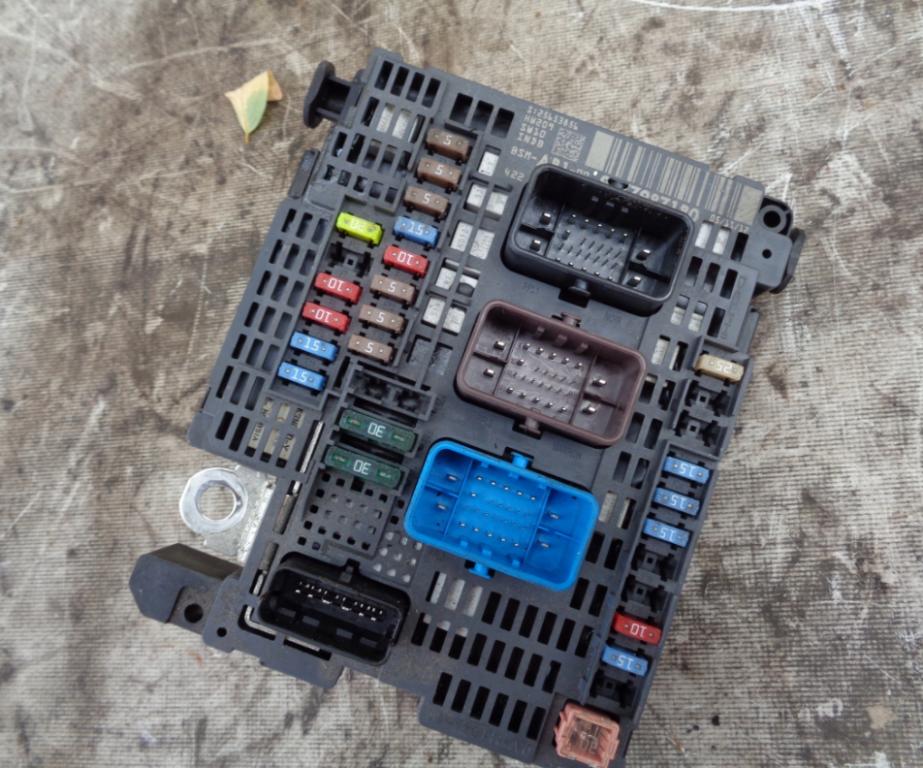 BSM Modul CITROEN C4 II B7 1.6 E-HDI: 9677987180