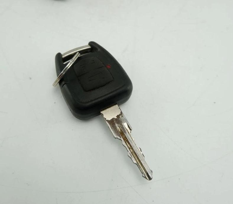 Riadiaca jednotka Motor spinačka kľúč ZAFIRA A 1.8 B